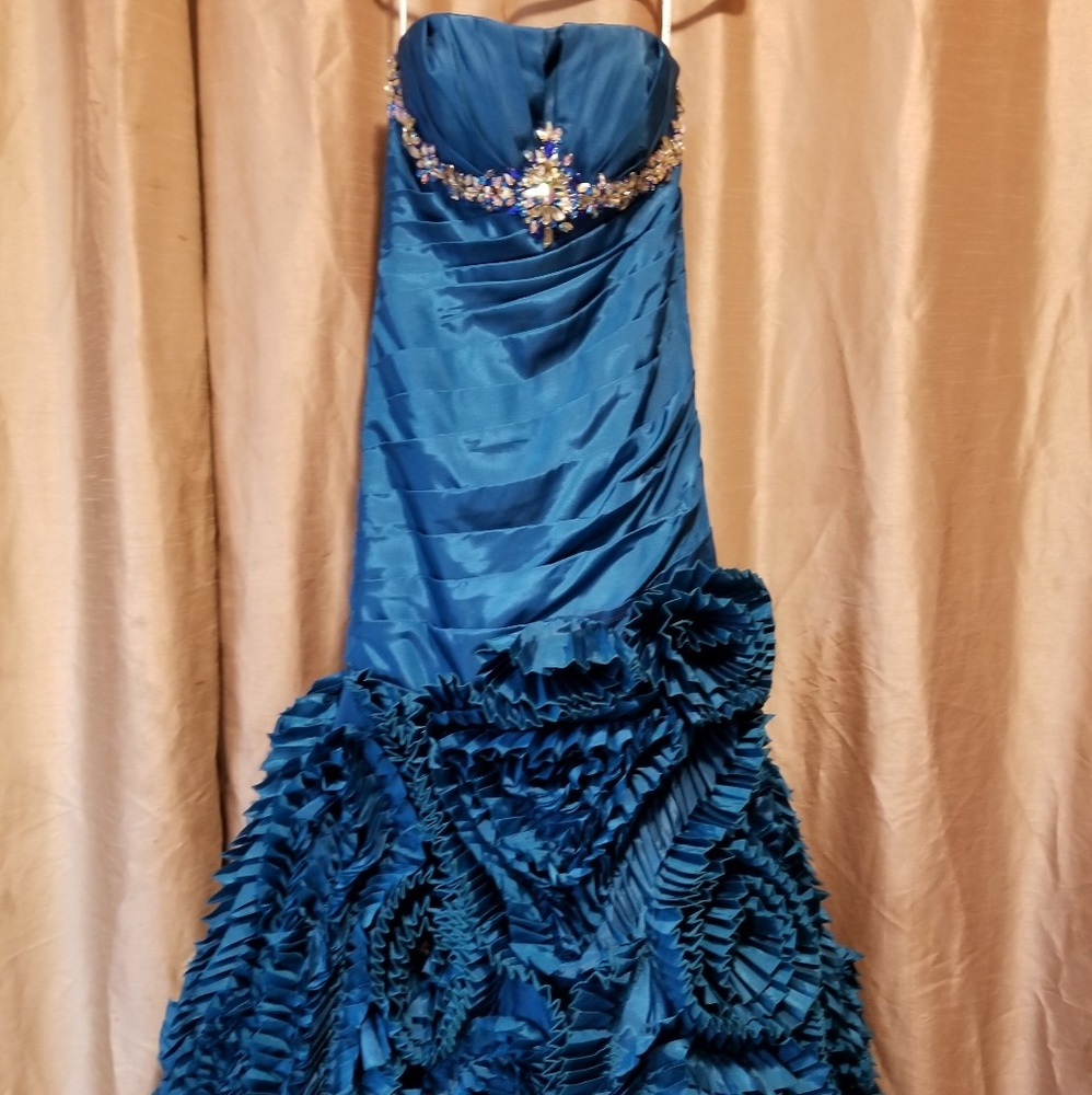 Blue prom dress